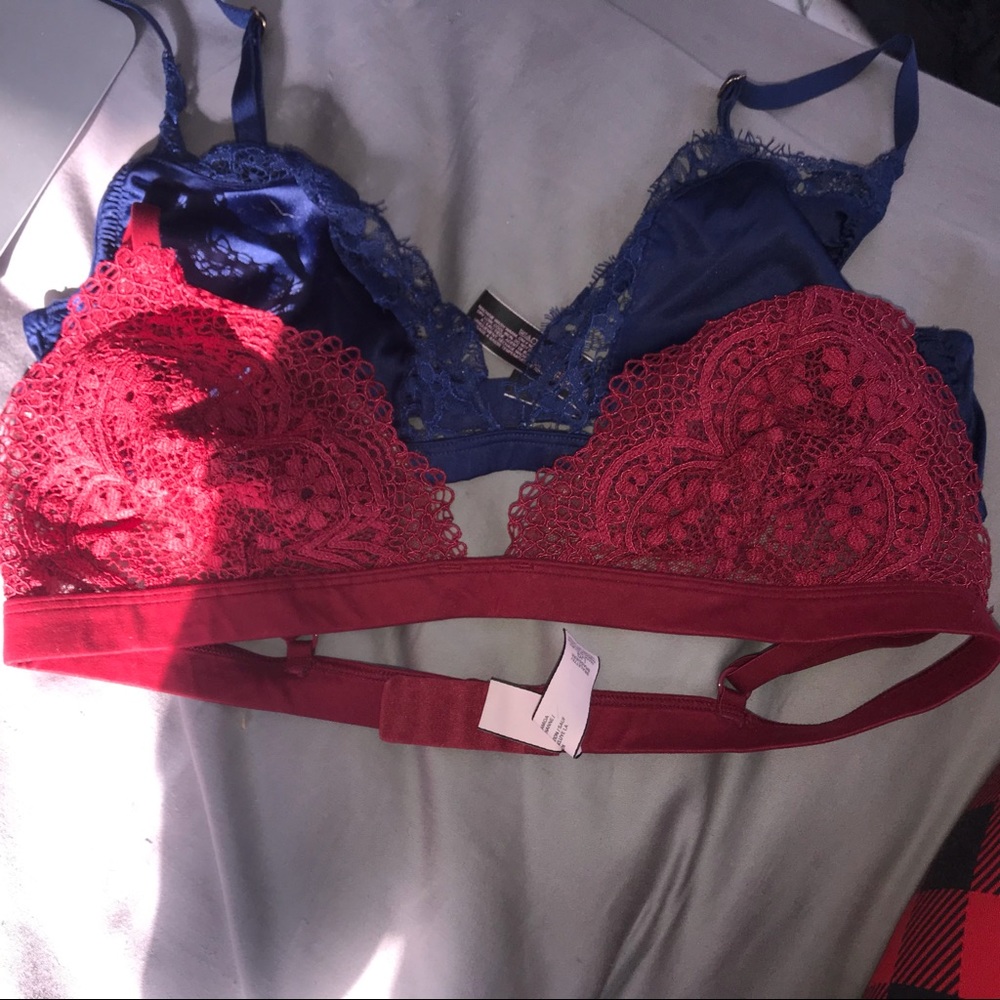 VICTORIA SECRET BRALETTE